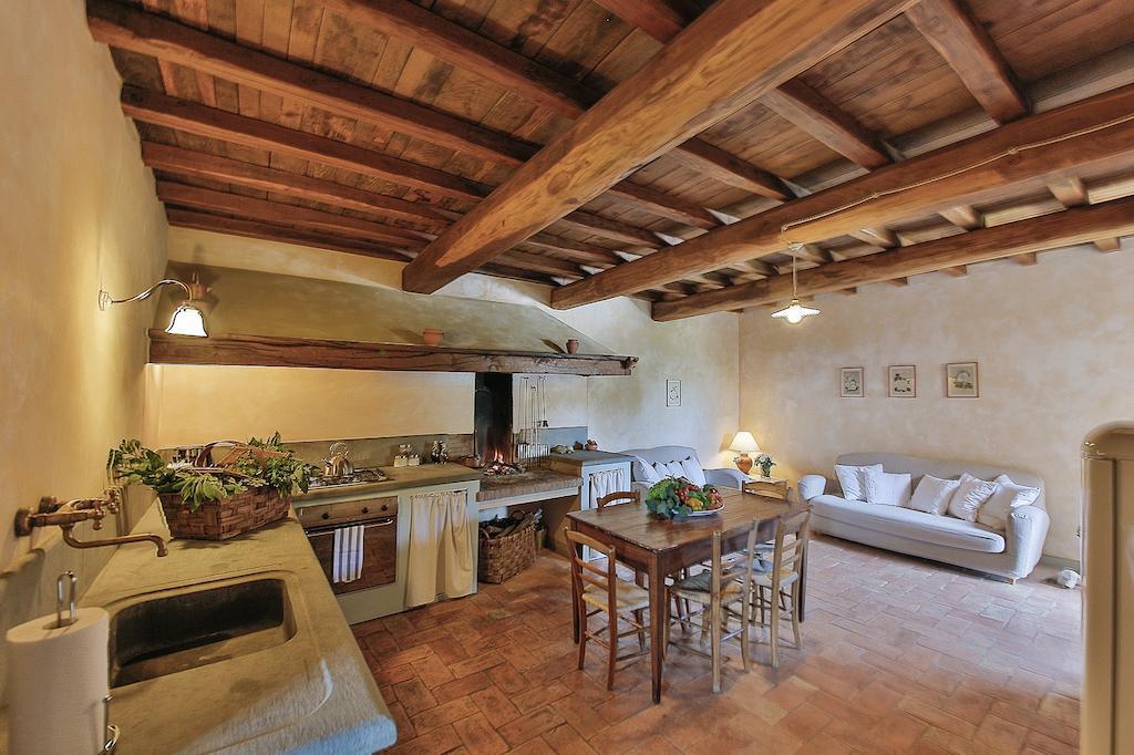 Odina Agriturismo Loro Ciuffenna Δωμάτιο φωτογραφία